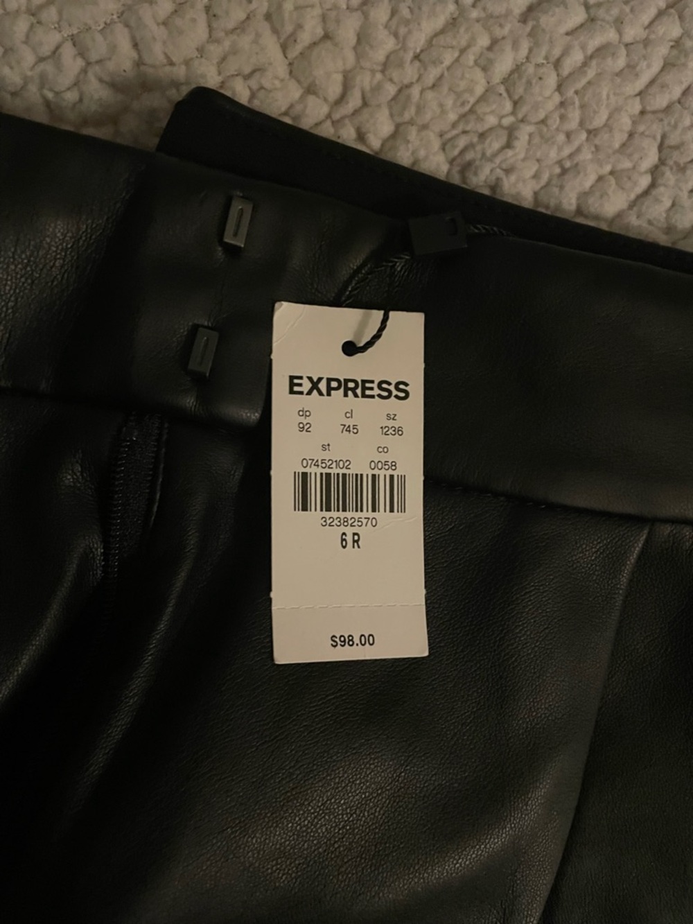NWT Express High-Rise Faux Leather Tapered Pants - Black - Picture 2 of 4